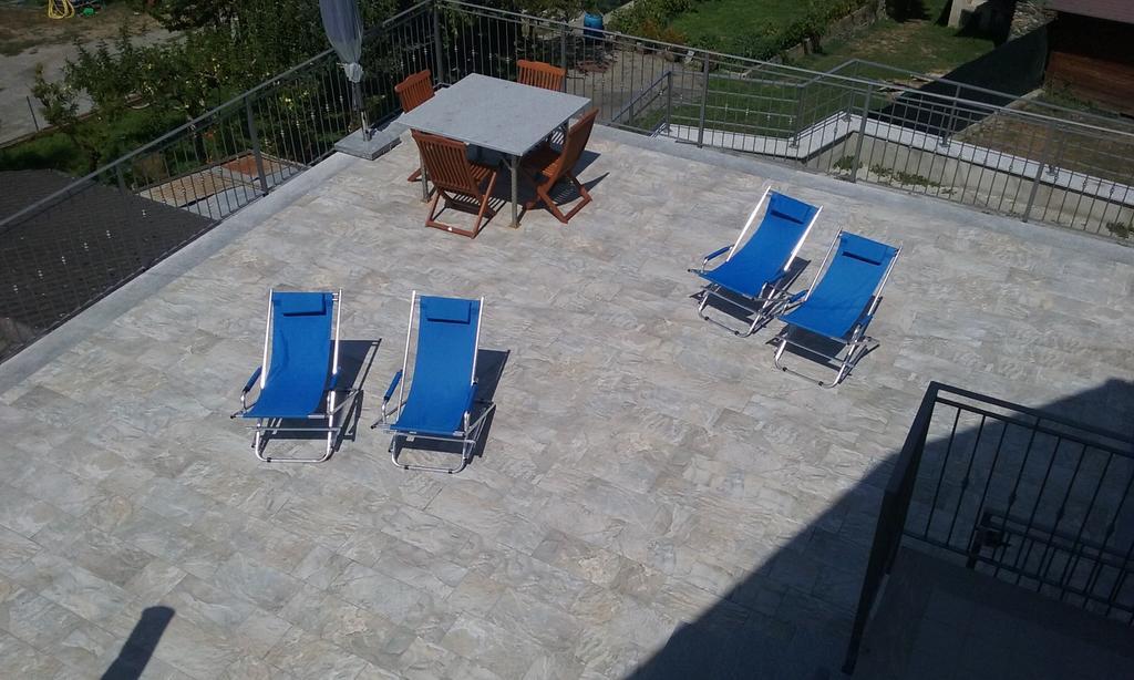 Casa Vacanze Chez Sapin Fenis Buitenkant foto